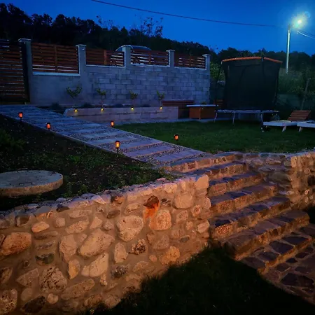 Tudor Prázdninový dům *
